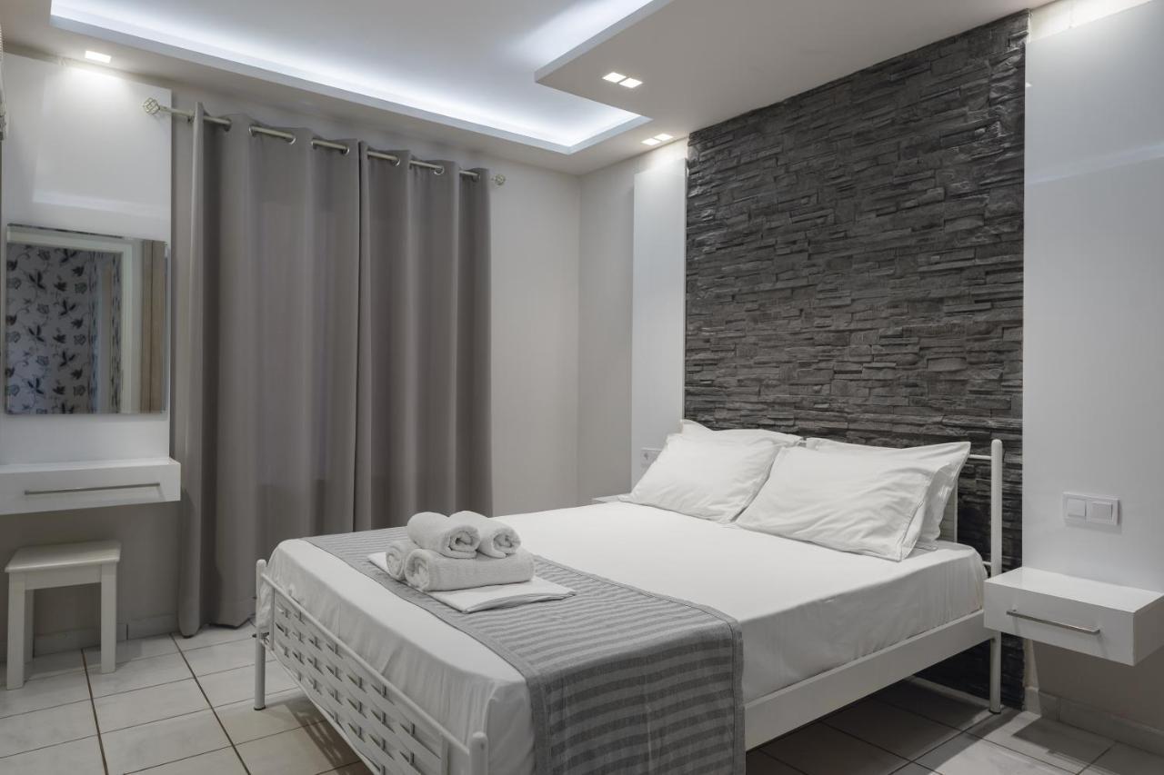 Potamaki Studios&Apartments Stoupa Bagian luar foto