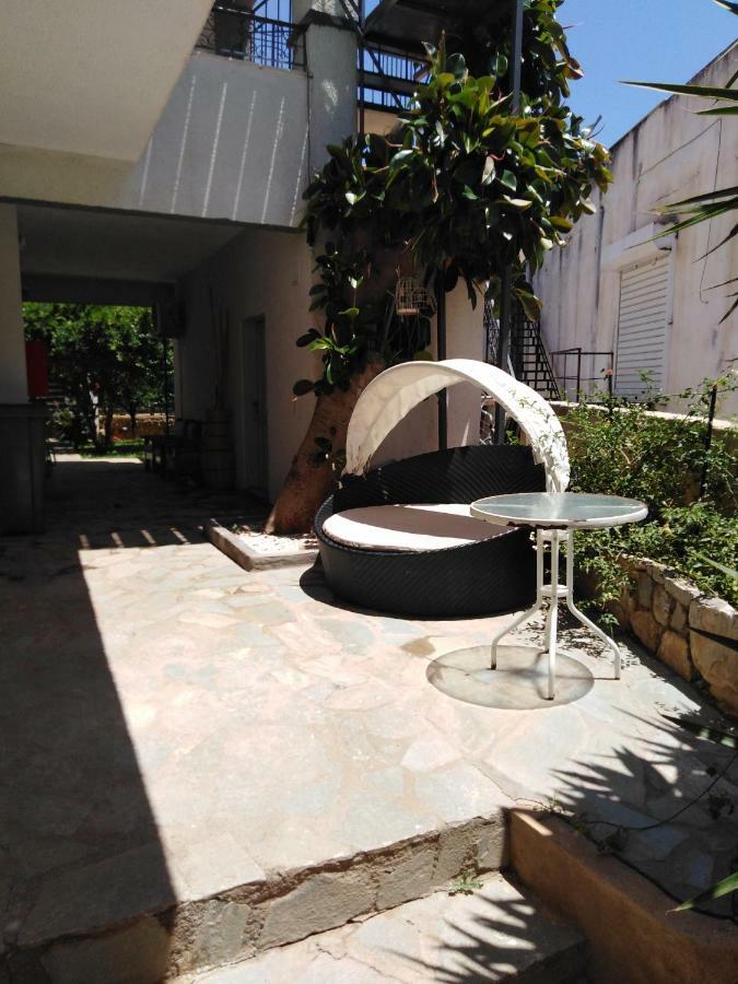 Potamaki Studios&Apartments Stoupa Bagian luar foto
